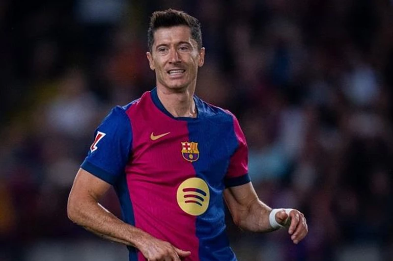 ليفاندوفسكي: موسم شبه مثالي مع تتويجنا بلقب الدوري