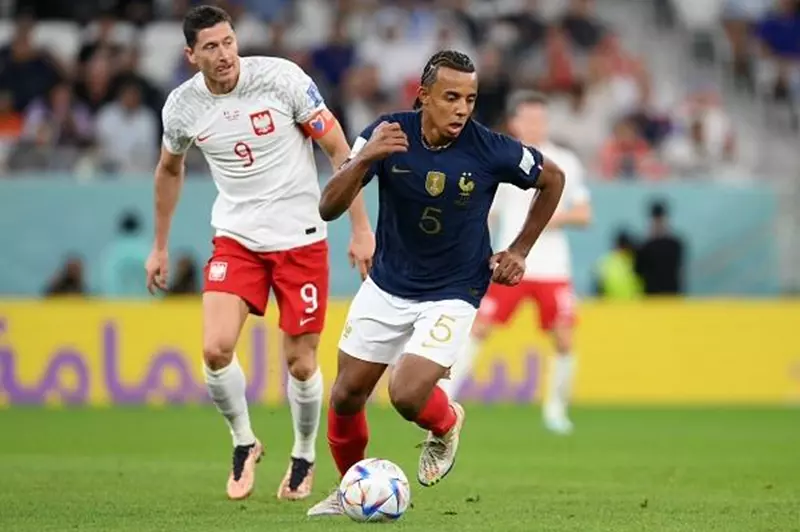 غياب كوندي وكامافينجا عن تدريبات منتخب فرنسا