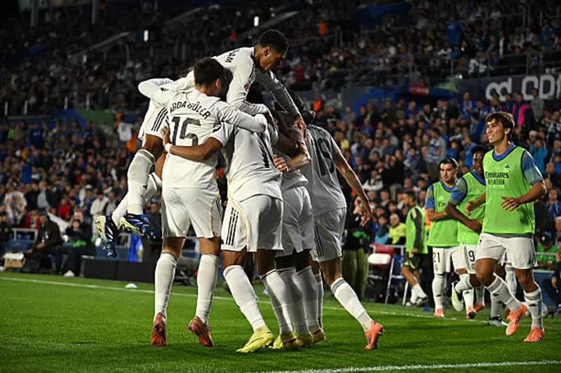 نجم ريال مدريد يحسم موقفه من الانتقال إلى الدوري الفرنس